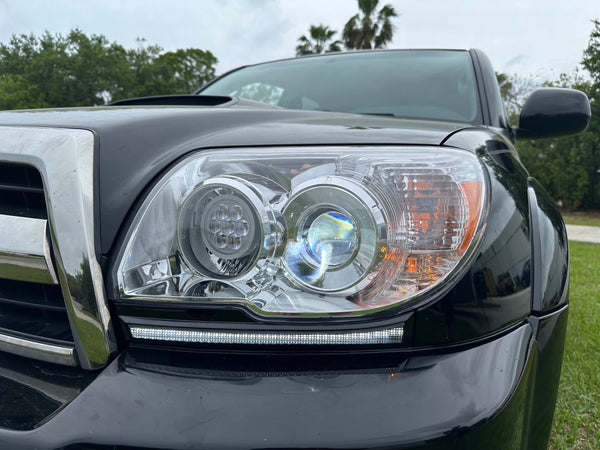 2006-2009 4th Gen 4Runner LED Turn Signal Filler Panels w/ DRL
