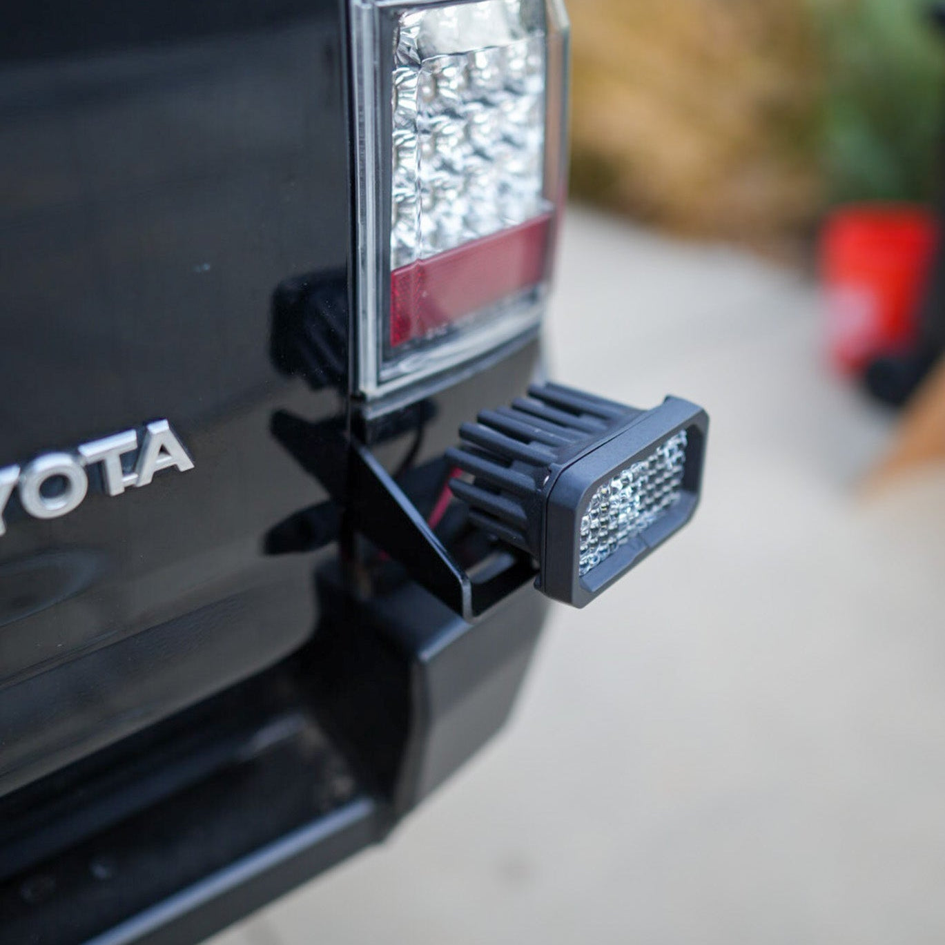 96-02 3rd Gen 4Runner Rear Hatch Light Brackets