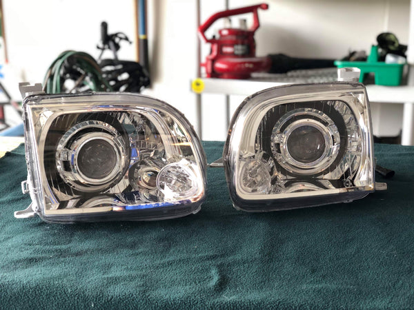 05-07 Sequoia, 05-06 Tundra LED Retrofit Headlights - Colorchange Halos